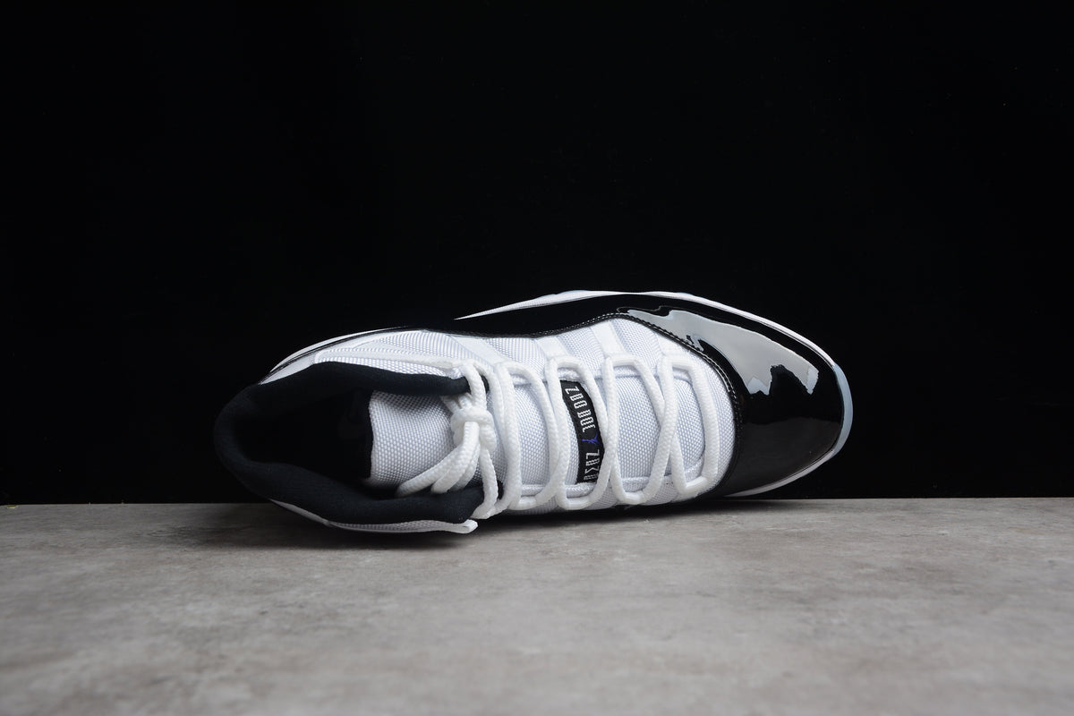 AJ 11 "Concord"