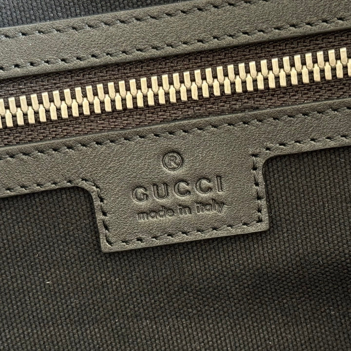 GUCCI 26S TOTE BAG 38 IN BLACK EMBOSSED CALFSKIN